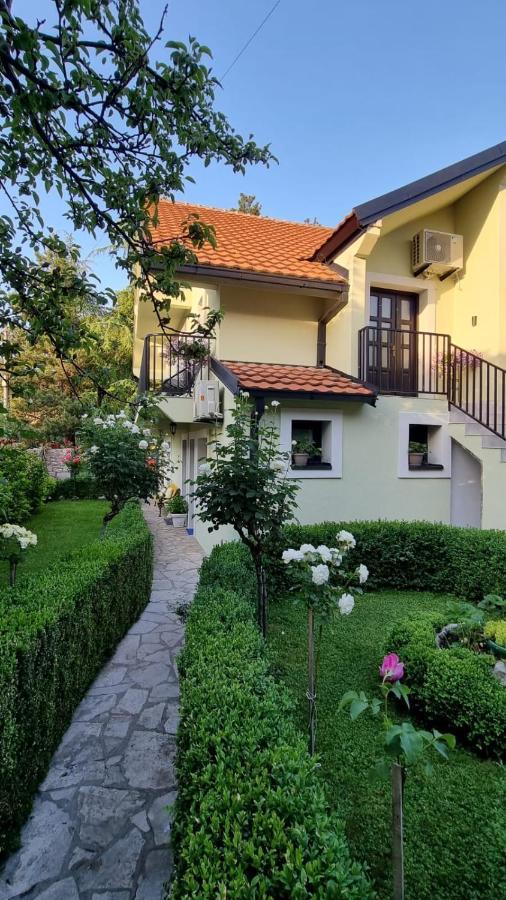 Apartman L&M Cetinje Dış mekan fotoğraf